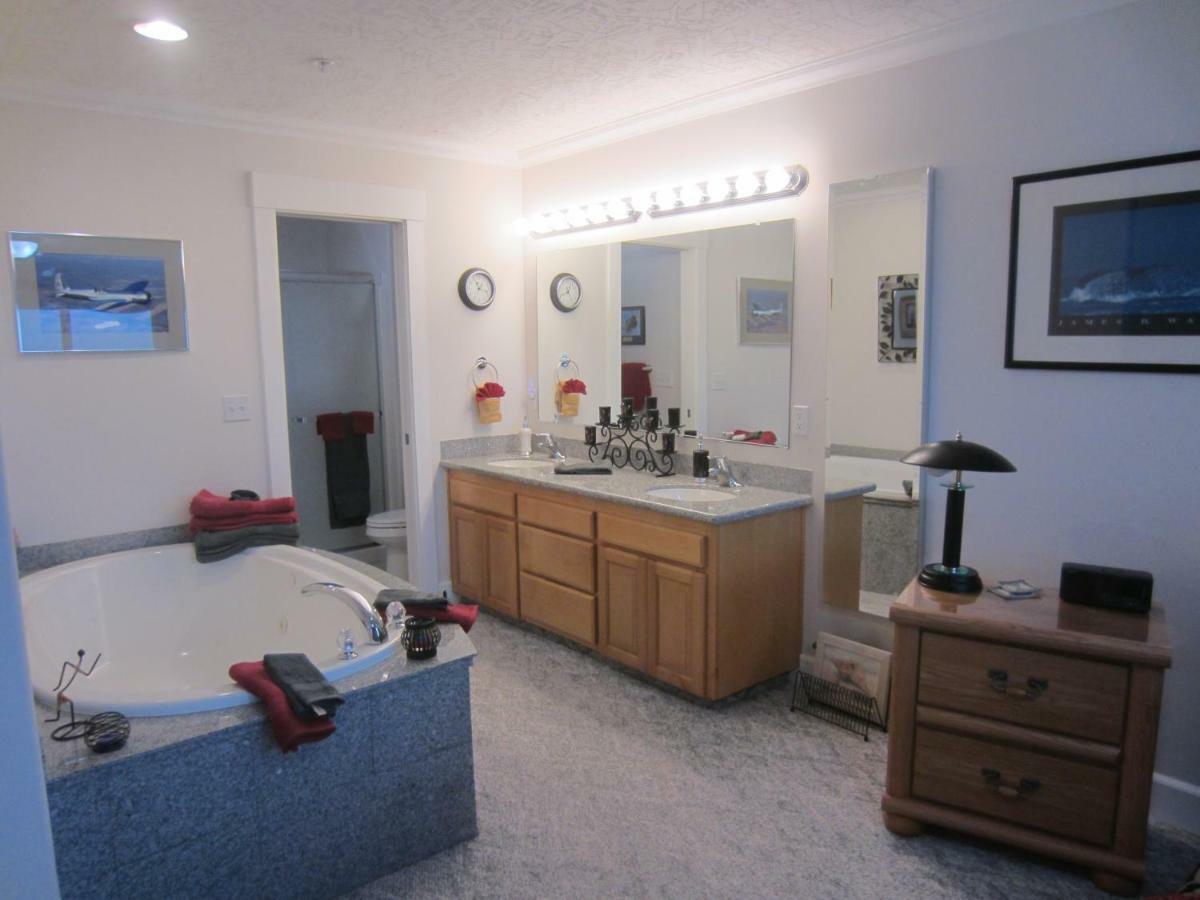 Amazing Seaview Spacious Condo With An Amazing View!!! Eksteriør bilde
